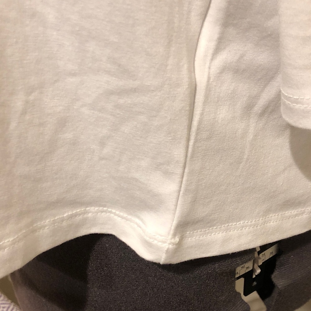 Lands’ End White Women’s Bitton Front Pintuck Top - Picture 10 of 15